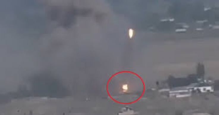 Թե ինչպես են ադրբեջանական ՏՕՍ-1Ա ծանր հրետանային համակարգերը տեղակայվում բնակավայրում և այնտեղից կրակ բացում