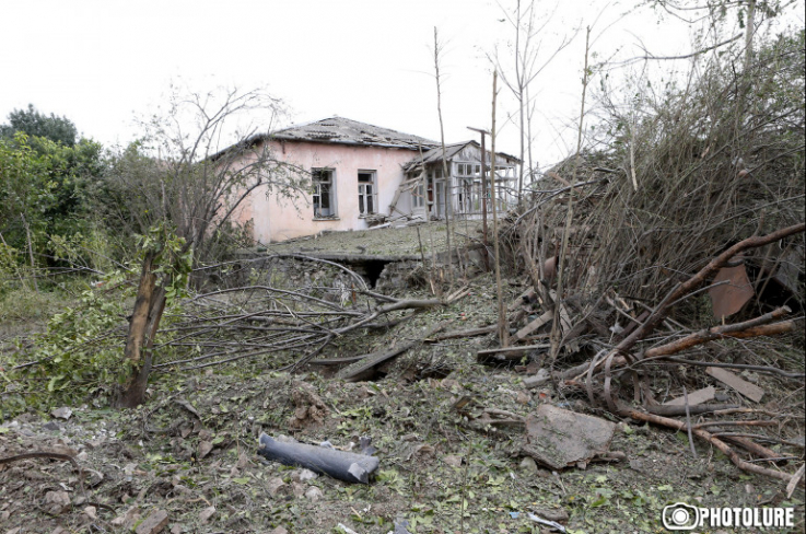 Քիչ առաջ հրետակոծվեց Ասկերանի շրջանի Մադաթաշեն համայնքը, վնասվել է 3 բնակելի տուն և տնտեսական նշանակության մեկ օբյեկտ. Արցախի ԱԻ պետական ծառայություն