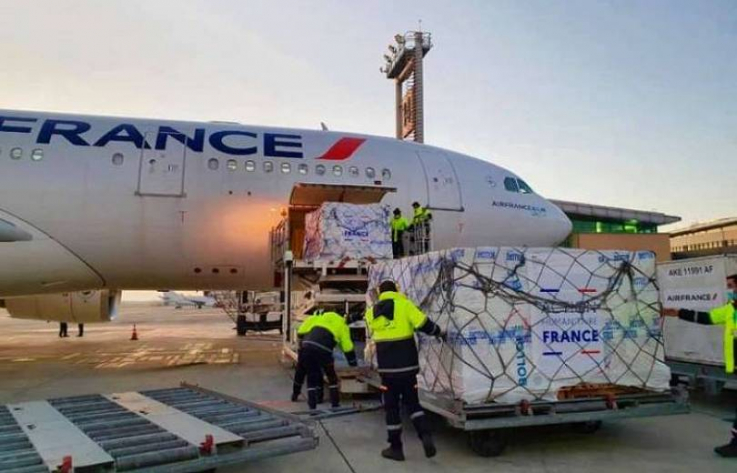 Երևան է ժամանել Ֆրանսիայի կառավարության մարդասիրական օգնությունը տեղափոխող առաջին ինքնաթիռը