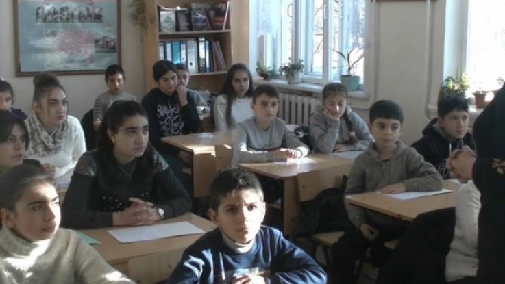 Ռուս խաղաղապահներն ապահովել են ևս մեկ դպրոցում ուսումնական գործընթացի վերսկսումը ԼՂ-ում