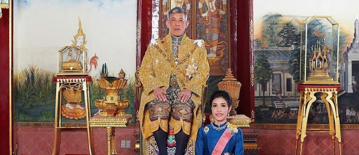Թայլանդի թագավորն իր սիրելիին հայտարարել է երկրորդ թագուհի