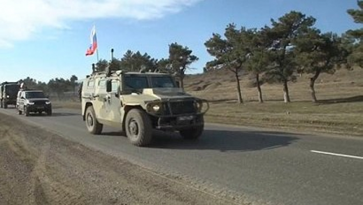 Խաղաղապահները սկսել են երթով շարժվել դեպի ռուս-թուրքական դիտորդական կենտրոնի տեղակայման տարածք Ղարաբաղում