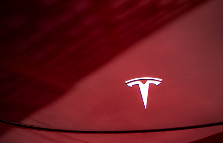 Tesla-ն ժամանակավոր դադարեցրել է Model Y էլեկտրաքրոսովերի վաճառքը