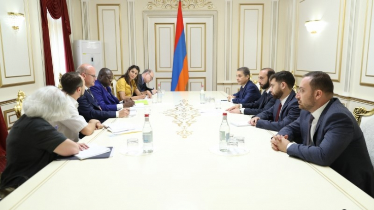 Պետությունը հաստատակամ է՝ ապահովելու քաղաքացիների ընտրական իրավունքի ազատ, արդար և թափանցիկ իրացումը. Արարատ Միրզոյանը՝ ՖՄԿ դիտորդական առաքելության անդամներին