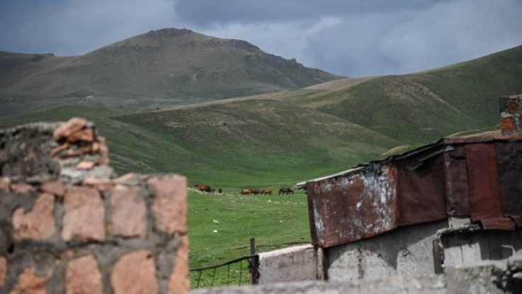 Ադրբեջանցի զինծառայողները պարբերաբար կրակոցներ են արձակում նաև հարբած վիճակում. ՄԻՊ-ը Գեղարքունիքի և Սյունիքի գյուղերից ահազանգեր է ստանում