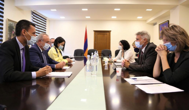 Վահրամ Դումանյանը հանդիպել է ՀԲ տարածաշրջանային պատասխանատուների հետ