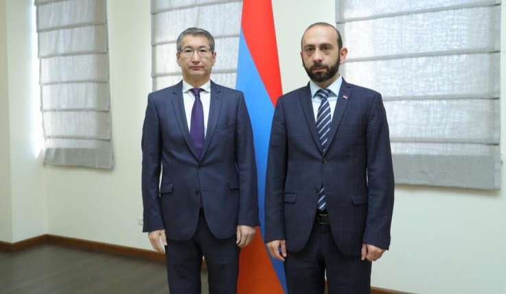 Արարատ Միրզոյանն ընդունել է ՀՀ-ում Ղազախստանի դեսպանին