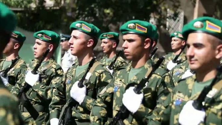 ՀՀ ԱԱԾ սահմանապահ զորքերի զինծառայողները շարային քայլերթով նշեցին ՀՀ անկախության տոնը
