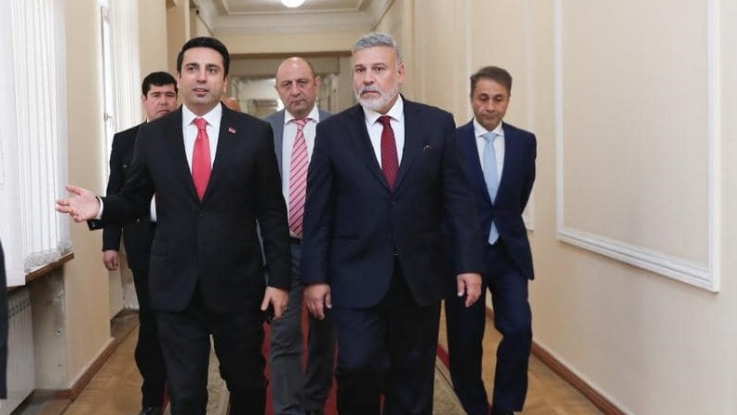 Հետաքրքիր զրույց ունեցա Պերուի արտակարգ և լիազոր դեսպան Խուան Խեներո Դել Կամպո Ռոդրիգեսի հետ. Ալեն Սիմոնյան