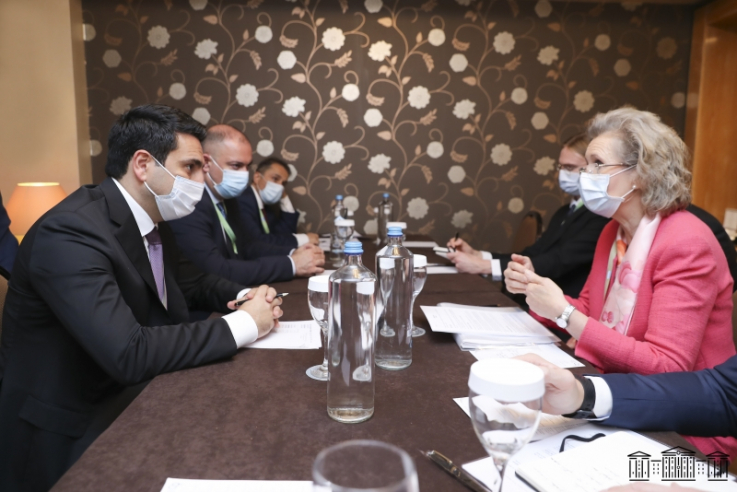 Ալեն Սիմոնյանը Աթենքում հանդիպել է ԵԱՀԿ խորհրդարանական վեհաժողովի նախագահ Մարգարետա Սեդերֆելթի հետ