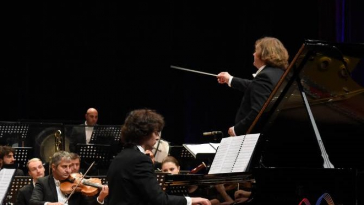 «Արմենիա» երաժշտական փառատոնի շրջանակում հյուրընկալվել էին դաշնակահար Ռեմի Ժենյեն և դիրիժոր Ֆելիքս Կորոբովը