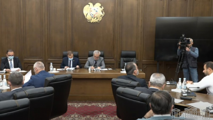 ԱԺ մշտական հանձնաժողովներում քննարկվում է 2022 թվականի պետական բյուջեի նախագիծը 