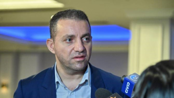 Քերոբյանն անդրադարձավ հունվարի 5-ը և 7-ը ոչ աշխատանքային պահելու Մայր Աթոռի առաջարկին