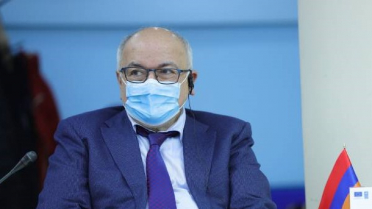 Երևանի քաղաքապետը իրավունք կունենա փոփոխել մինչև 2008 թվականի իրավական ակտերը