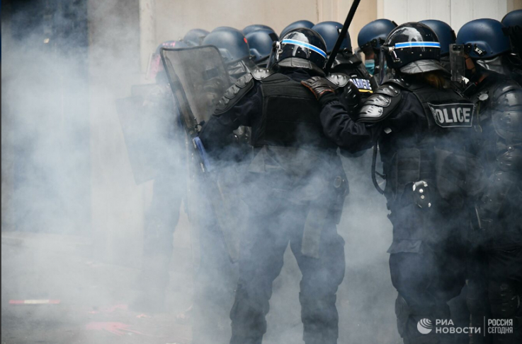 Փարիզում «դեղին բաճկոնների» բողոքի ցույցի ժամանակ մարդիկ են տուժել 