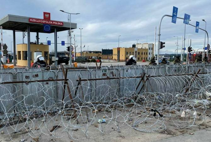 Լեհաստանը Բելառուսի սահմանապահներին մեղադրել Է ճայթռուկներ նետելու մեջ