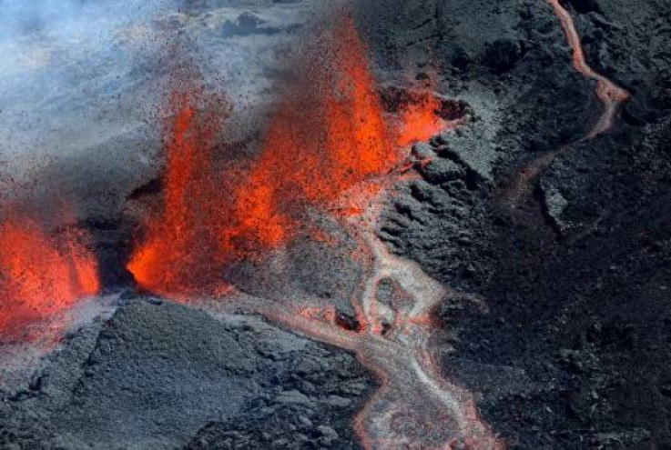 Ֆրանսիական Ռեյունիոնում սկսվել Է Պիտոն դը լա Ֆուռնեզ  հրաբխի ժայթքումը