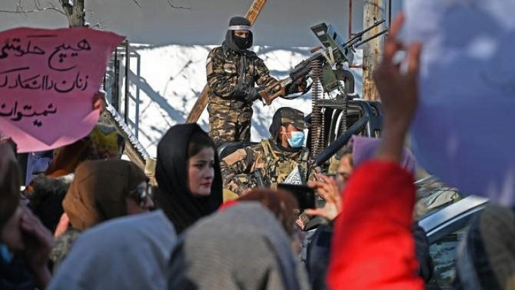  Թալիբները Քաբուլում կրակ են բացել բողոքող կանանց վրա