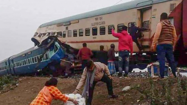 Առնվազն ինը մարդ է զոհվել Հնդկաստանում գնացքի վթարի հետեւանքով