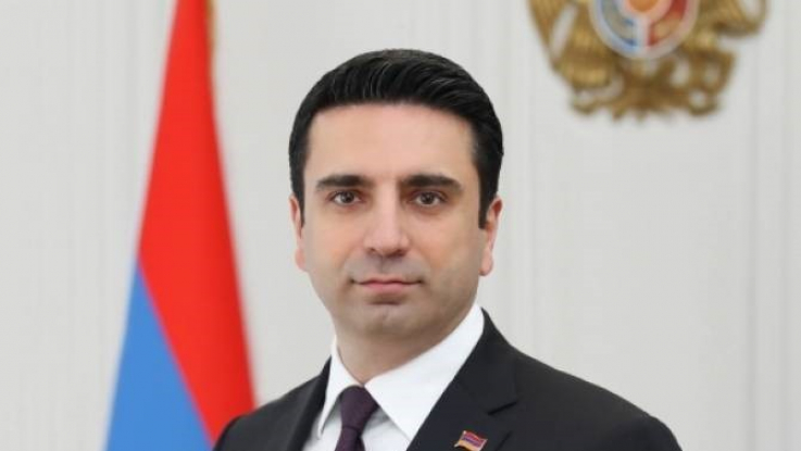 Ինքս կառավարման նախագահական համակարգի կողմնակից եմ. Ալեն Սիմոնյան