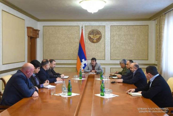 Արցախի նախագահը պետական համակարգի աշխատակիցներին հանձնարարել է միանալ ձնամաքրման միջոցառումներին