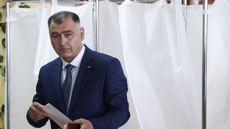 Հարավային Օսիայում նախագահական ընտրությունների երկրորդ փուլում Գագլոևն առաջատար է