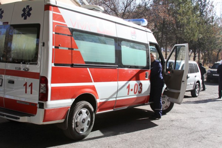 Երևանում բռնության ենթարկված շտապօգնության բժիշկն ու վարորդը տեղափոխվել են թիվ 1 համալսարանական հիվանդանոց