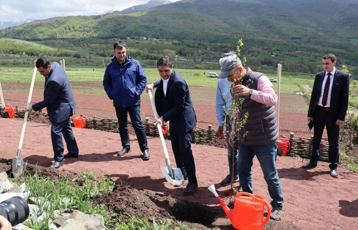 Յուրաքանչյուր տնկված ծառ ներդրում է ավելի կանաչ ապագայի համար. Հակոբ Սիմիդյան