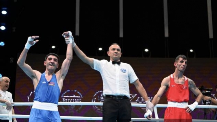 ԵԱ-Երևան. Արթուր Բազեյանը հաղթեց թուրք բռնցքամարտիկին