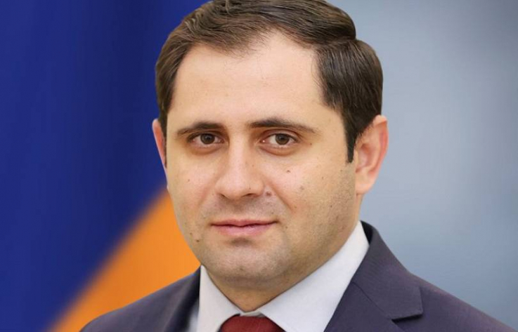 ՀՀ պաշտպանության նախարար Սուրեն Պապիկյանը մեկնել է Մոսկվա