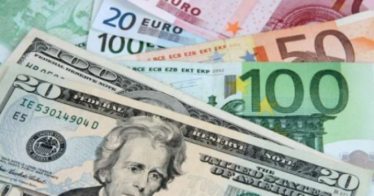 Եվրոյի ու դոլարի փոխարժեքները շարունակում են նվազել
