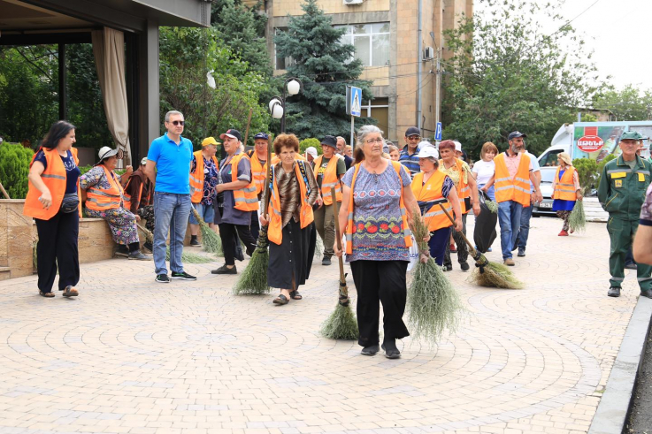 Արաբկիրում կազմակերպվել է մեծ շաբաթօրյակ