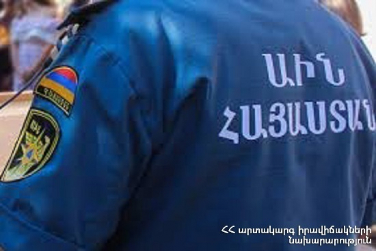 Փրկարարները ծառը հեռացրել են գազատար խողովակի վրայից