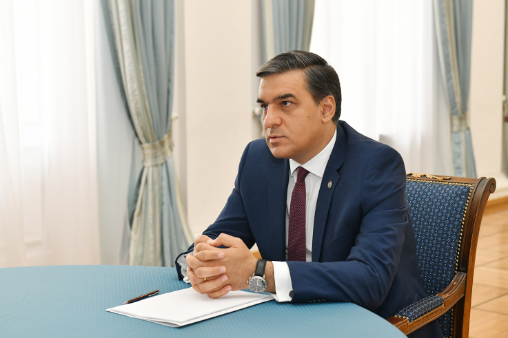 Մենք չպետք է թույլ տանք, որ մեզ թմրեցնեն կեղծ խաղաղասիրությամբ․ Արման Թաթոյան