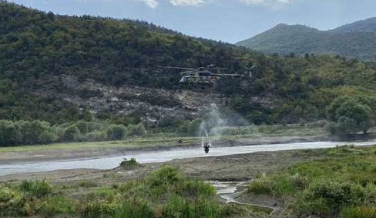 Փրկարարներն Իջևանի գինու գործարանի մոտակայքում վերսկսել են հրդեհաշիջման աշխատանքները