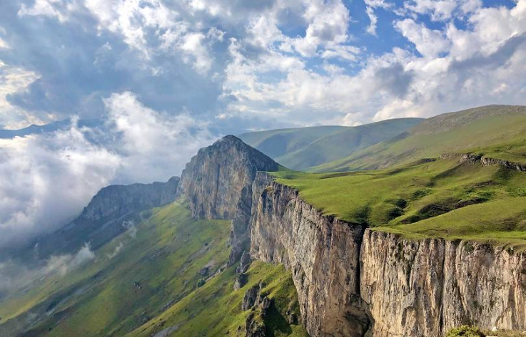 «Դիմաց լեռ» տարածքից Հովք գյուղ տանող արահետին երկու քաղաքացի է մոլորվել