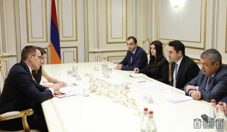 ԱԺ նախագահը Շվեյցարիայի դեսպանին շեշտել է ՀՀ տարածքից ադրբեջանական ԶՈւ-ի դուրսբերման հարցում աջակցության կարևորությունը
