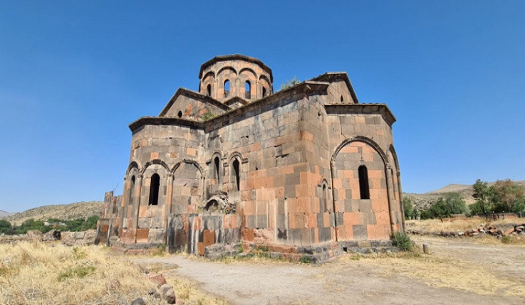 Մեկնարկել են Թալինի Կաթողիկե եկեղեցու ամրակայման և վերականգնման աշխատանքները