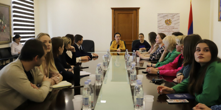 ԱՊՀ պետությունների երիտասարդները ծանոթացել են ՀՀ պետական երիտասարդական քաղաքականությանը