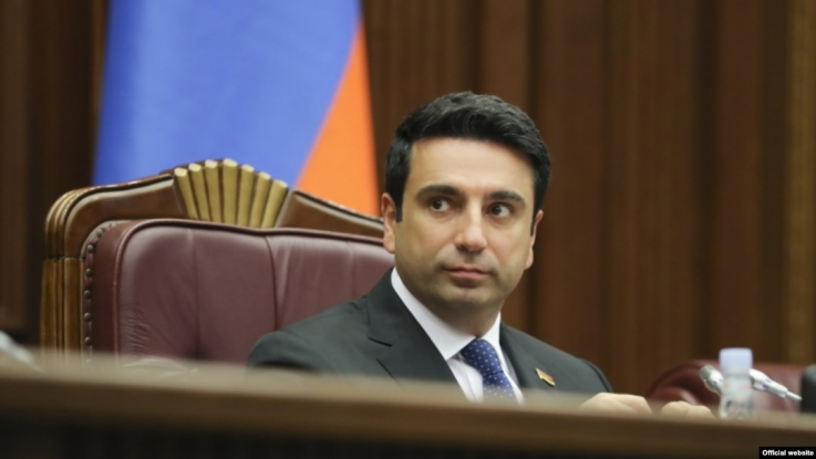 Հունվարի 1-ից նվազագույն աշխատավարձը կդառնա 75 000 դրամ․ ԱԺ-ն ընդունեց նախագիծը