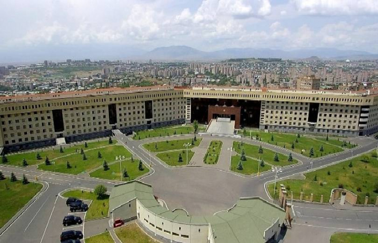Կեսգիշերին ադրբեջանական կողմը կրակ է բացել հայկական դիրքերի ուղղությամբ. ՊՆ
