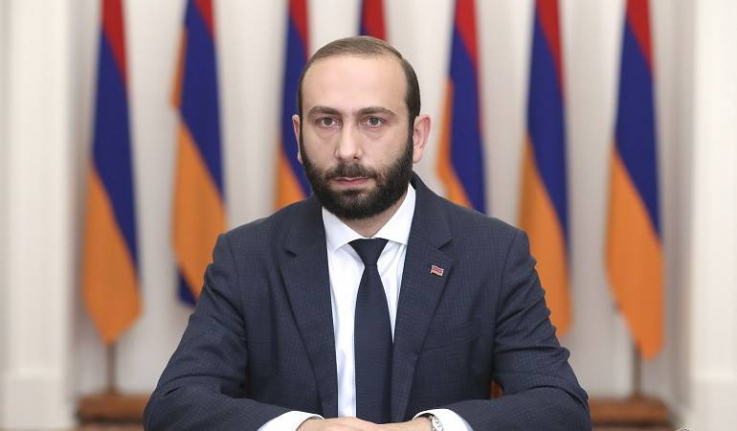 Զգալի է թերսնման, հատկապես` երեխաների թերսնման վտանգը. Արարատ Միրզոյանը` Լաչինի միջանցքի փակման հետևանքների մասին
