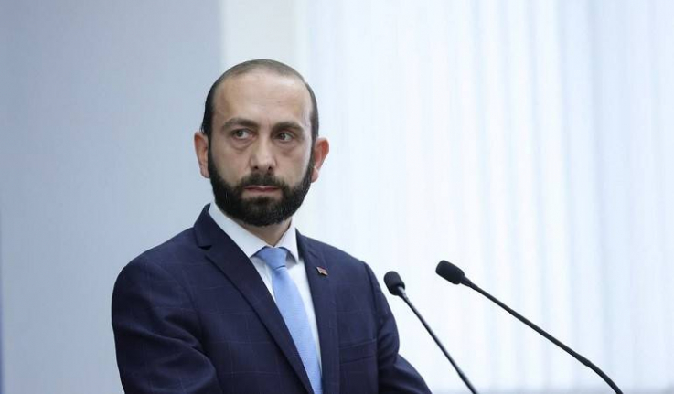 Գնդակն այժմ Ադրբեջանի դաշտում է. Միրզոյանը՝ խաղաղության պայմանագրի նախագծի մասին