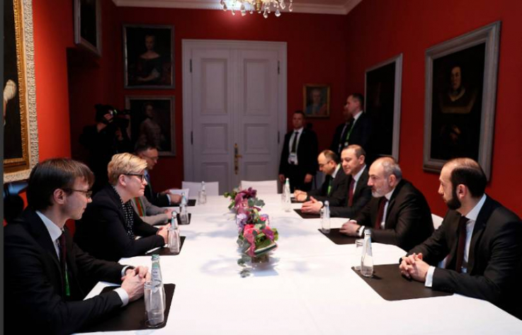Նիկոլ Փաշինյանը Մյունխենում Լիտվայի վարչապետի հետ քննարկել է Արցախում առկա մարդասիրական ճգնաժամը