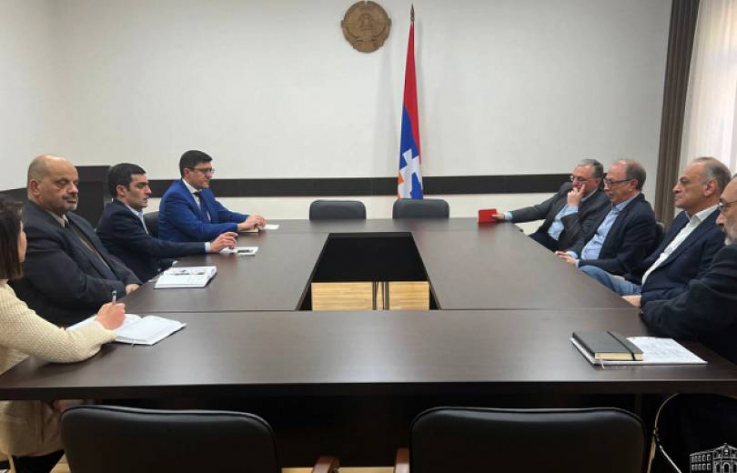 Արցախի ԱԳ նախարար Սերգեյ Ղազարյանը հանդիպել է Հայաստանի և Արցախի արտաքին գործերի նախկին նախարարների հետ