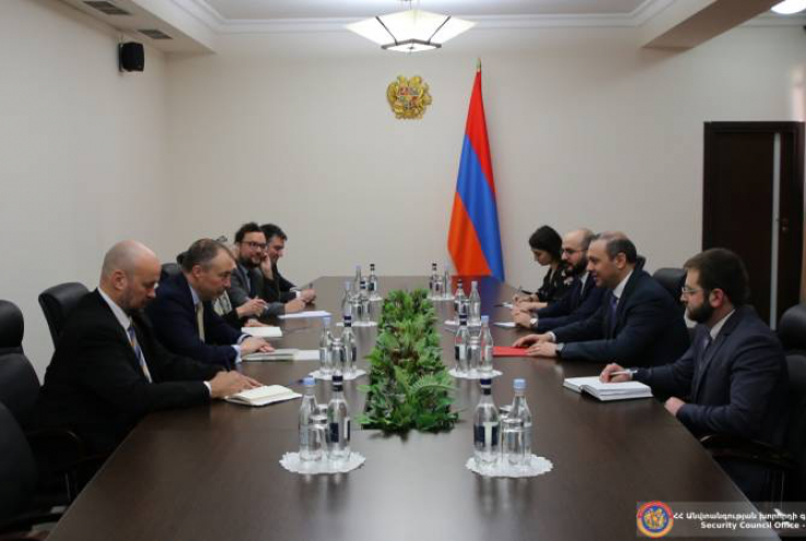 Արմեն Գրիգորյանն ու Տոյվո Կլաարը քննարկել են բրյուսելյան ձևաչափի շրջանակներում ձեռք բերված պայմանավորվածությունների իրականացման ընթացքը