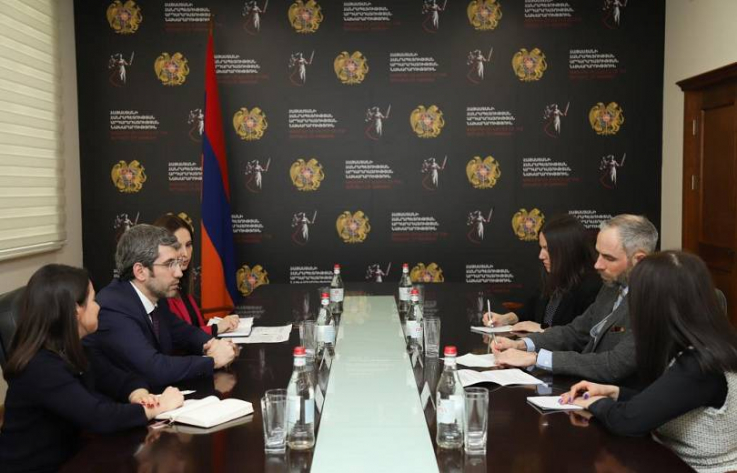 Գրիգոր Մինասյանը Չեխիայի դեսպանի հետ քննարկել է դատական և իրավական բարեփոխումների ընթացքը