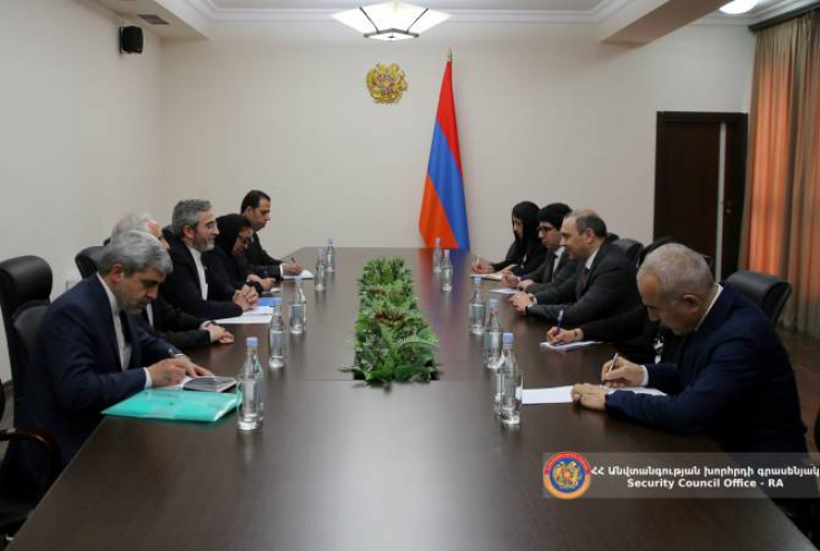 ՀՀ ԱԽ քարտուղարն ու Իրանի փոխարտգործնախարարը քննարկել են տարածաշրջանում սպառնալիք ներկայացնող անվտանգության հարցեր