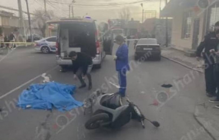 Երևանում մոպեդի ուղևորները հայտնվել են ավտոբուսի տակ. կան զոհեր