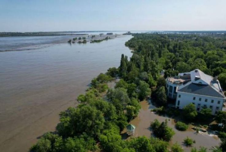 Կախովսկի ՀԷԿ-ի ամբարտակի փլուզման պատճառով 700-ից ավելի մարդ է տարհանվել. ջուրը շարունակում է հեղեղել բնակավայրերը